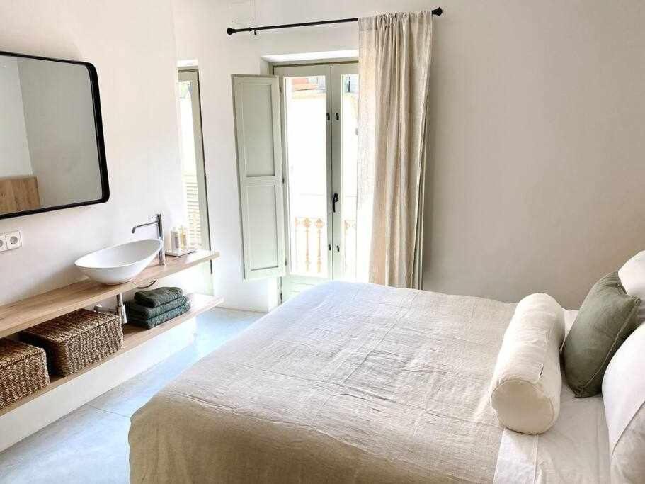 Velo Vern 3 Luxury Penthouse W Views Of City Wall Girona Esterno foto