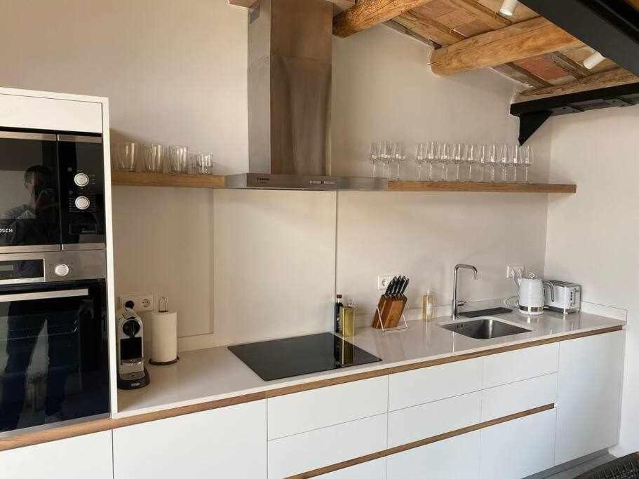 Velo Vern 3 Luxury Penthouse W Views Of City Wall Girona Esterno foto