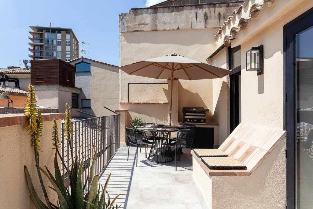 Velo Vern 3 Luxury Penthouse W Views Of City Wall Girona Esterno foto