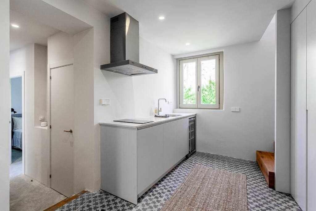 Velo Vern 3 Luxury Penthouse W Views Of City Wall Girona Esterno foto